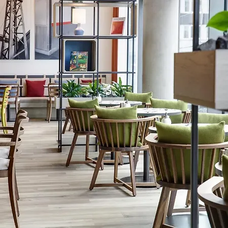 Intercityhotel Frankfurt Hauptbahnhof Sued 4*