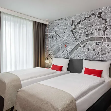 Hotel Intercityhotel Frankfurt Hauptbahnhof Sued 4*