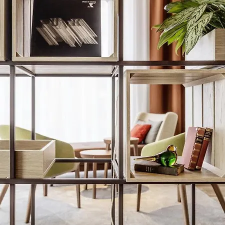 מלון Intercityhotel Frankfurt Hauptbahnhof Sued 4*