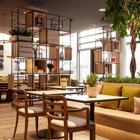 Hotel Intercityhotel Frankfurt Hauptbahnhof Sued 4*