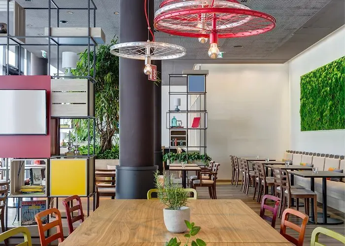 Intercityhotel Frankfurt Hauptbahnhof Sued Отель 4*